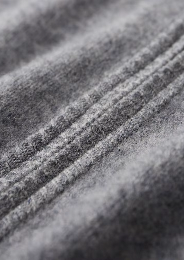 Luméon Zip Sweater