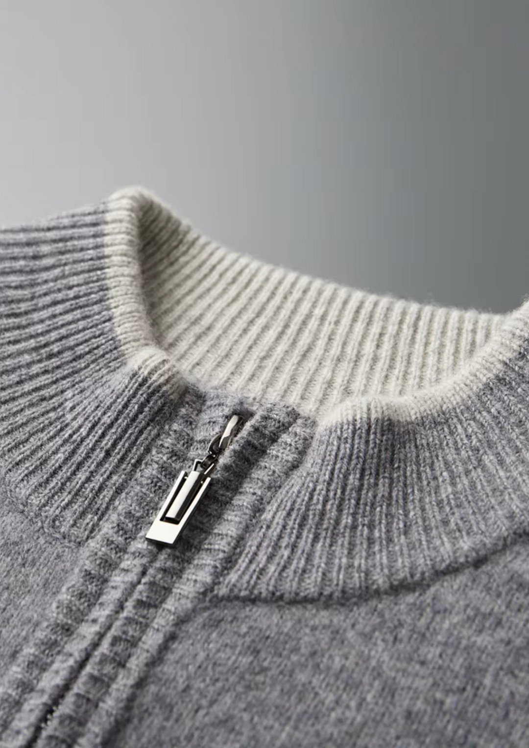 Luméon Zip Sweater